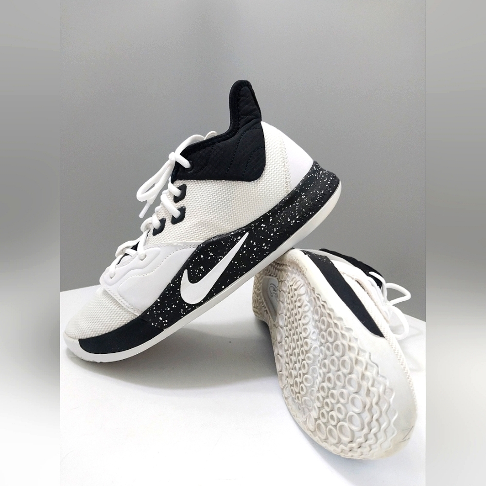 Nike Paul George 3 Sneakers, Size 7.5 - Picture 6 of 15